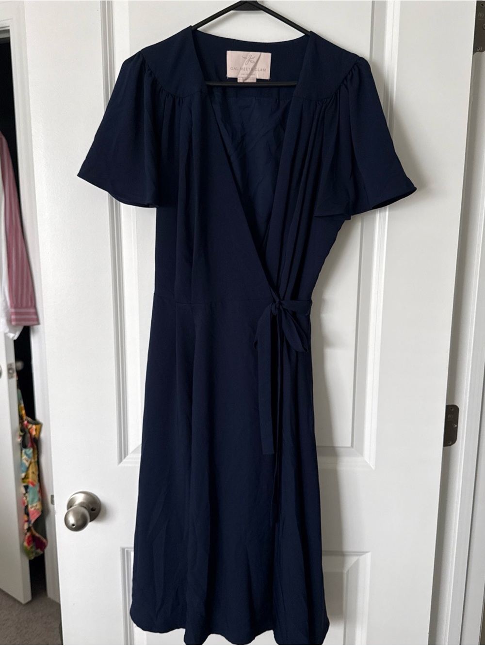 Gal Meets Glam Navy Blue Lite Weight Wrap Dress With Flutter Sleeves Size 10